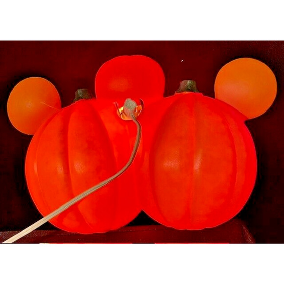 Vintage Disney Mickey and Minnie Mouse Halloween Pumpkin Blow Mold with Light - Picture 3 of 9